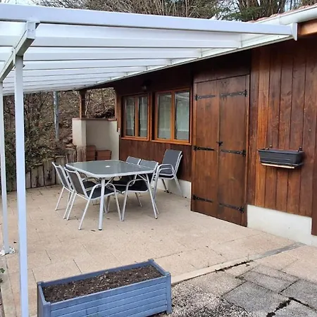 Le Διαμέρισμα *