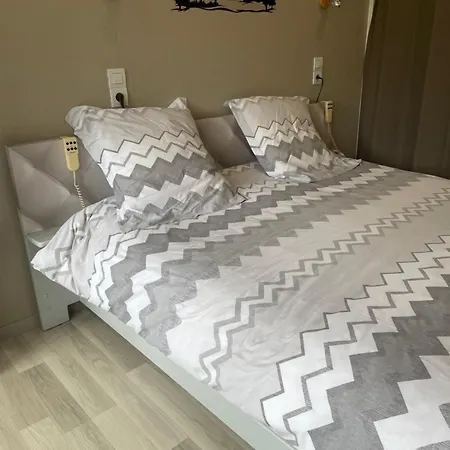 Apartman Le *